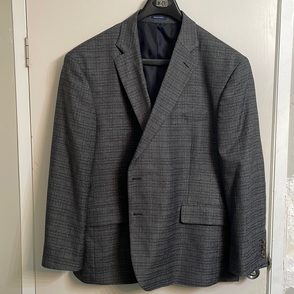 Stafford men’s sports coat.